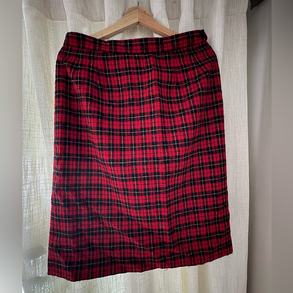 Pendleton Red and Black Plaid Pencil Skirt